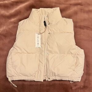Love Tree Cream Cropped Puffer Vest